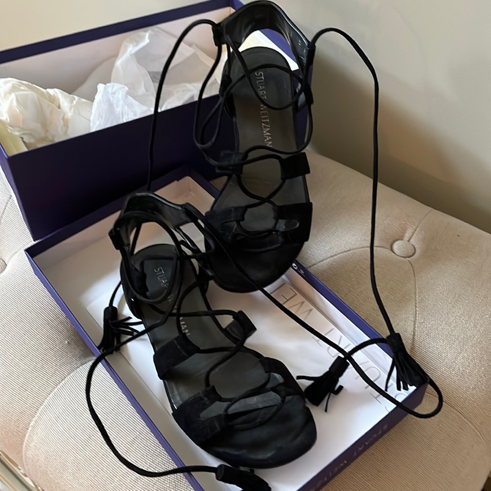 Stuart Weitzman black suede Romanflats Gladiator sandals women’s size 5